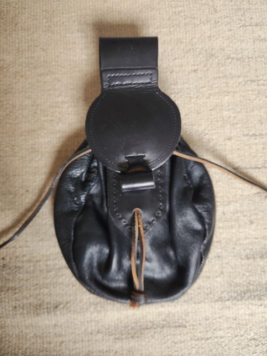 Kip black leather - sporran, made
