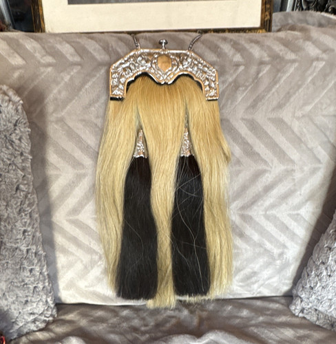 Horse hair military sporran